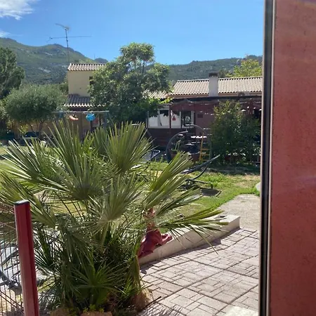 Nocleg ze śniadaniem Casa Di Floumy 4*