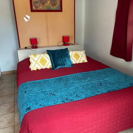 Alojamento de Acomodação e Pequeno-almoço Casa Di Floumy Calvi (Corsica)