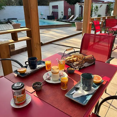 Nocleg ze śniadaniem Casa Di Floumy 4*