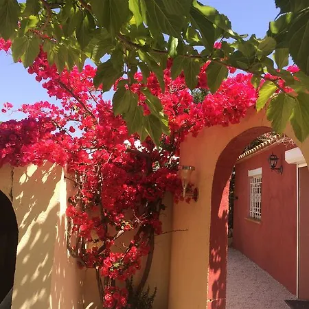 Alojamento de Acomodação e Pequeno-almoço Casa Di Floumy Calvi (Corsica)