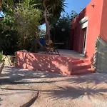 Casa Di Floumy Bed & Breakfast