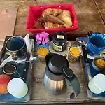 Casa Di Floumy Bed & Breakfast