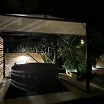 Casa Di Floumy Bed & Breakfast
