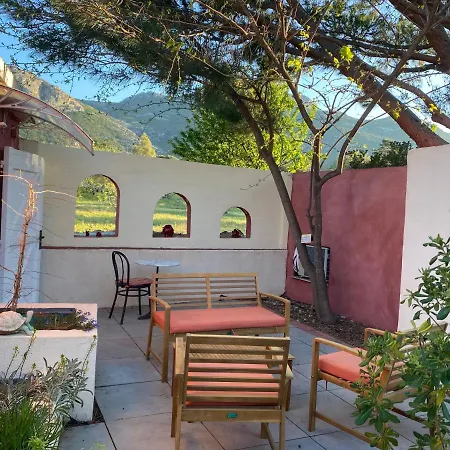 Bed & Breakfast Casa Di Floumy