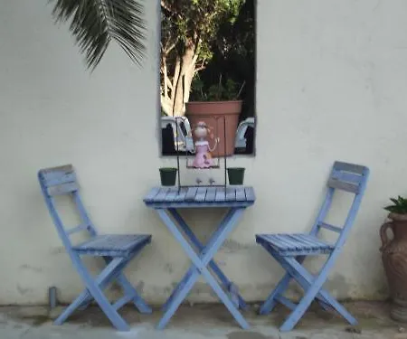 Casa Di Floumy Bed & Breakfast
