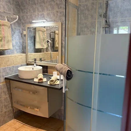 Casa Di Floumy Bed & Breakfast 2*