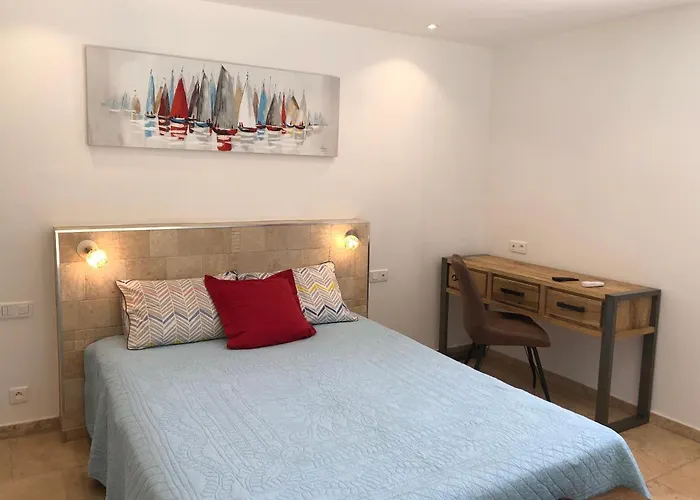 Alojamento de Acomodação e Pequeno-almoço Casa Di Floumy 3*