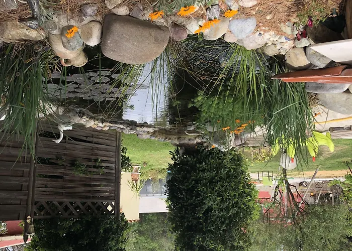 Casa Di Floumy Кальви
